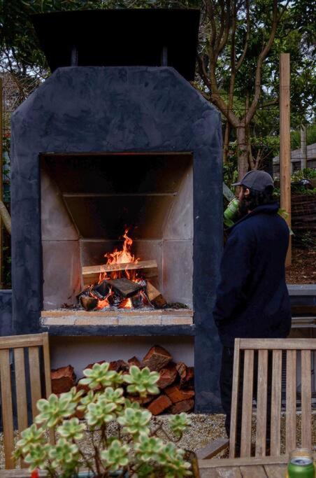 Harrys House Warburton - Peaceful Riverside Cottage In The Perfect Location Eksteriør billede